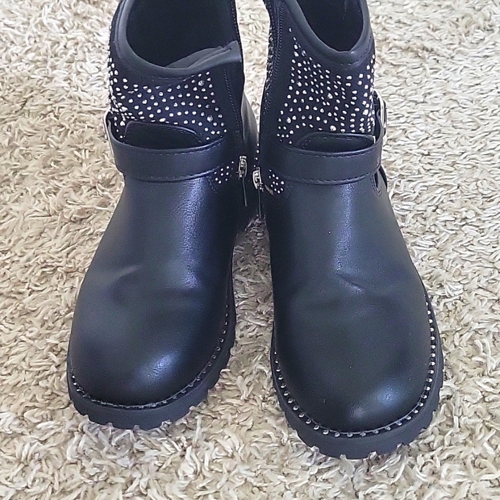 Tahari black studded boots